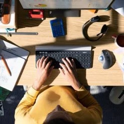 Meilleur prix ???? Logitech ERGO M575 - OFFWHITE - EMEA ???? -Logitech Shop 1f255dbd cac4 473d 88c3 22193ec5f8cb